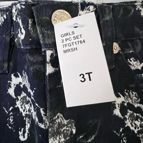 7 for all mankind pants. Button & zipper fly. Pockets. just the pants. 3T - Picture 7 of 8